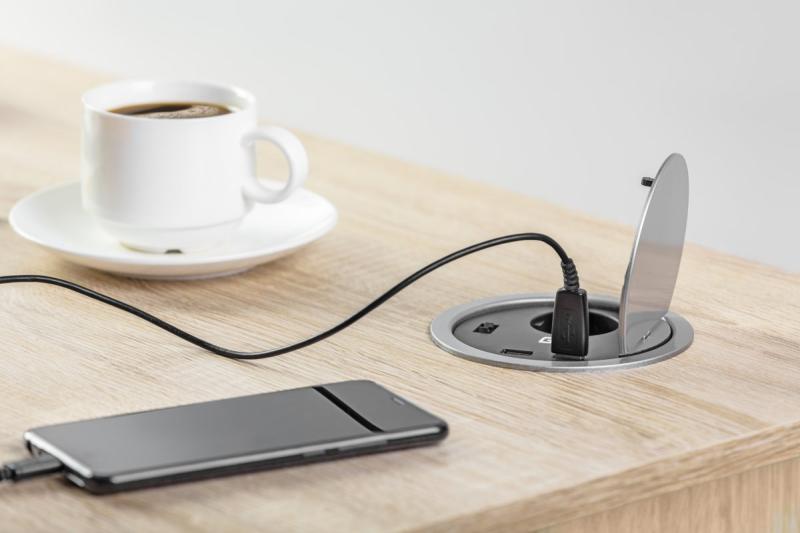 Indux Charger inbouw stopcontact zilver 1x randaarde Type F + 2x USB-A 2,1A 3600W Ø100 mm
