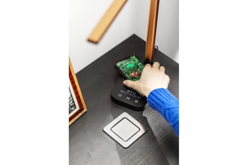 Indux Tower uitschuifbaar stopcontact wit 1x randaarde Type F + USB-A & USB-C 20W Ø80 mm