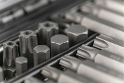 37-piece screwdriver bits set with ratchet handle