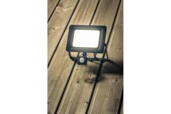 LED floodlight with motion sensor iNEXT, 50 W, 4000 lm, 6400K, AC220-240V, IP65, 120°, black