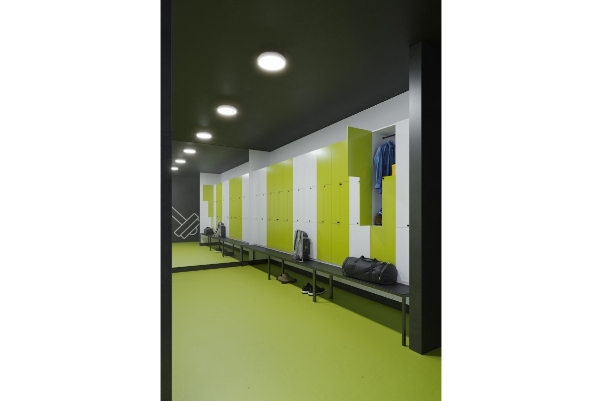 LED luminaire OSAKA with microwave motion sensor, 22 W, 2000 lm, 4000K, AC220-240V, IK10, IP65, 360°, corridor function