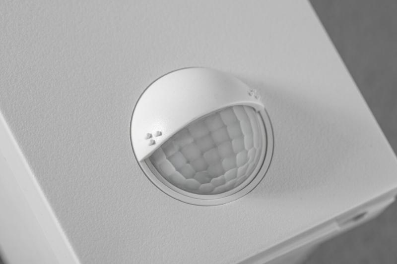 LED-gevelarmatuur PARIS met bewegingssensor, 10 W, 900 lm, 4000 K, IP54, wit