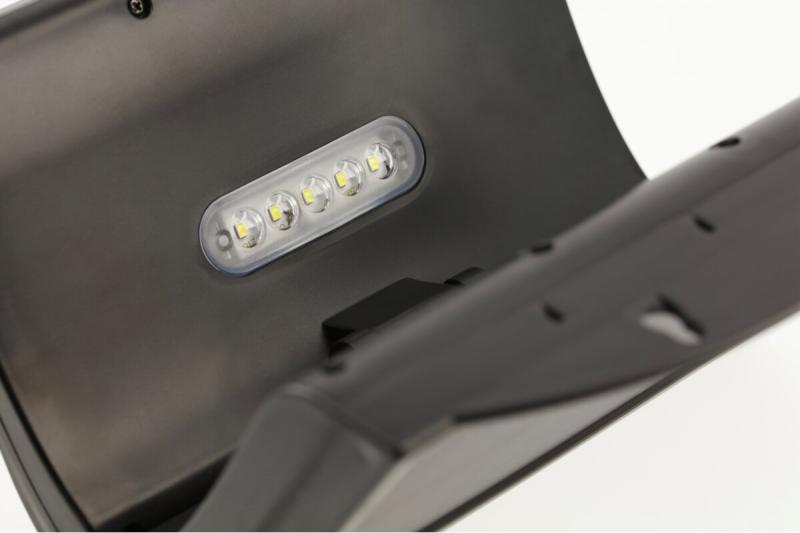 LED-gevelarmatuur op zonne-energie RAMOS, bewegings-/schemersensor, 300 lm, 3,7 V, 1800 mAh, IP44, 6400 K, zwart