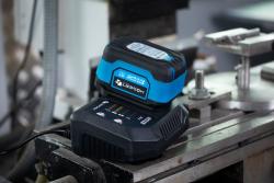 FAST CHARGER 6A 18V