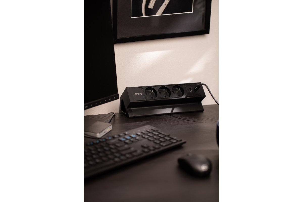Basco furniture socket, 3 x socket with grounding, USB A+C, 1.5m cable, black with mounting