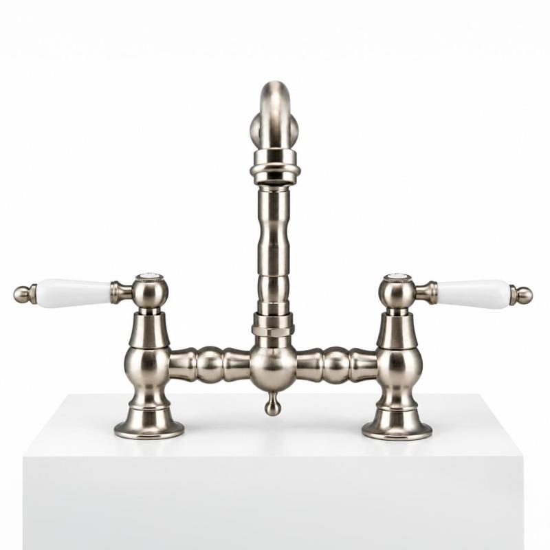 Aquanello Heritage Manor Klassieke Keuken Nostalgische Brug Keukenkraan RVS met Witte Hendel NB-0010-HM