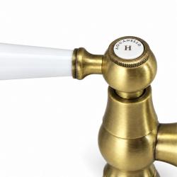 manor_bridge_round_bronze_handle