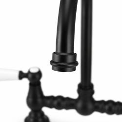 manor_bridge_round_black_spout