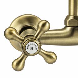 heritage_ascot_tip_spout_bronze_handle_closeup