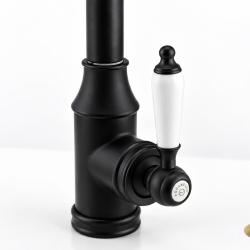 manor_black_handle