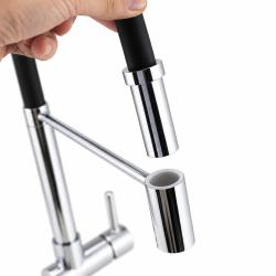 gastro2_flexible_spout_hand2