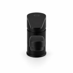 casa_single_black_front