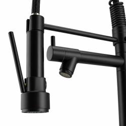gastro_flexible_black_spout_macro5
