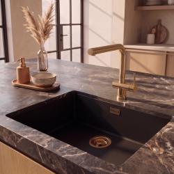 Pure.Sink Eternal Кварцова черна мивка 50x40 см за вграждане в плот и под плот със златист сифон