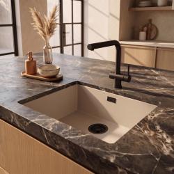 Pure.Sink Eternal Quartz Coffee cream мивка 50x40 см за вграждане в плот и под плот с черна запушалка