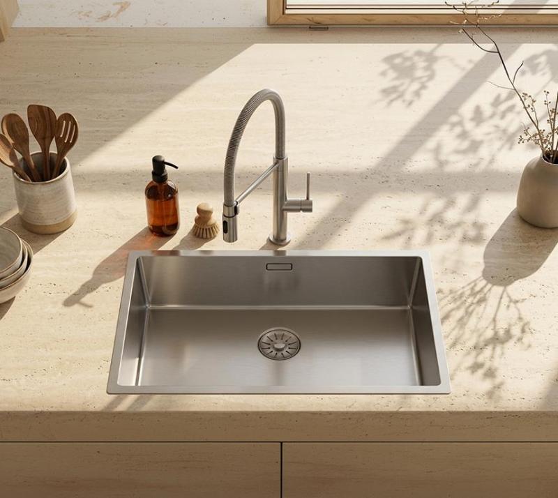 Pure.Sink Comfort grote RVS spoelbak 70x40 cm 10mm radius onderbouw, vlakinbouw en opbouw PCM7040-02