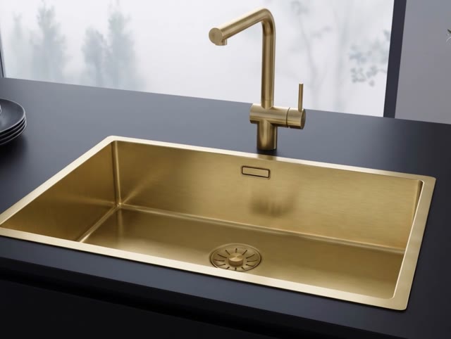 Pure.Sink Comfort grote PVD Gouden spoelbak 70x40 cm 10mm radius onderbouw, vlakinbouw en opbouw  PCM7040-60
