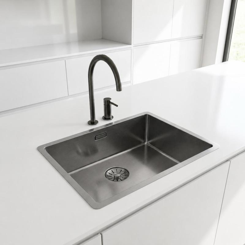 Pure.Sink Comfort grote PVD Gun metal spoelbak 70x40 cm 10mm radius onderbouw, vlakinbouw en opbouw PCM7040-61