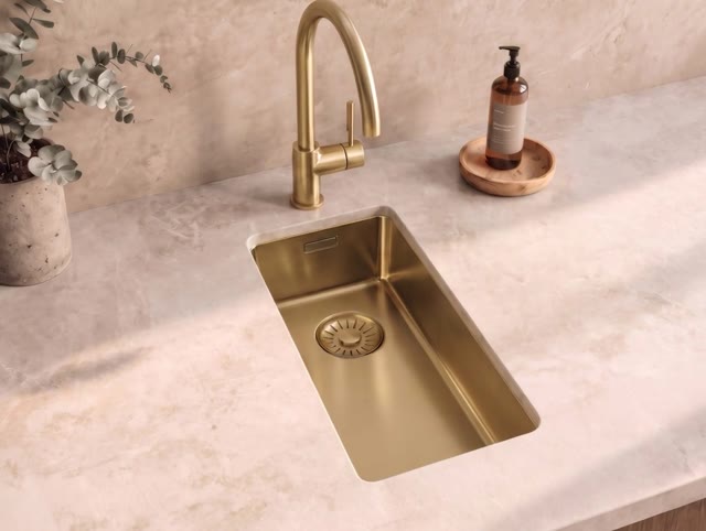Pure.Sink Comfort kleine PVD Gouden spoelbak 18x40 cm onderbouw, vlakinbouw en opbouw PCM1840-60
