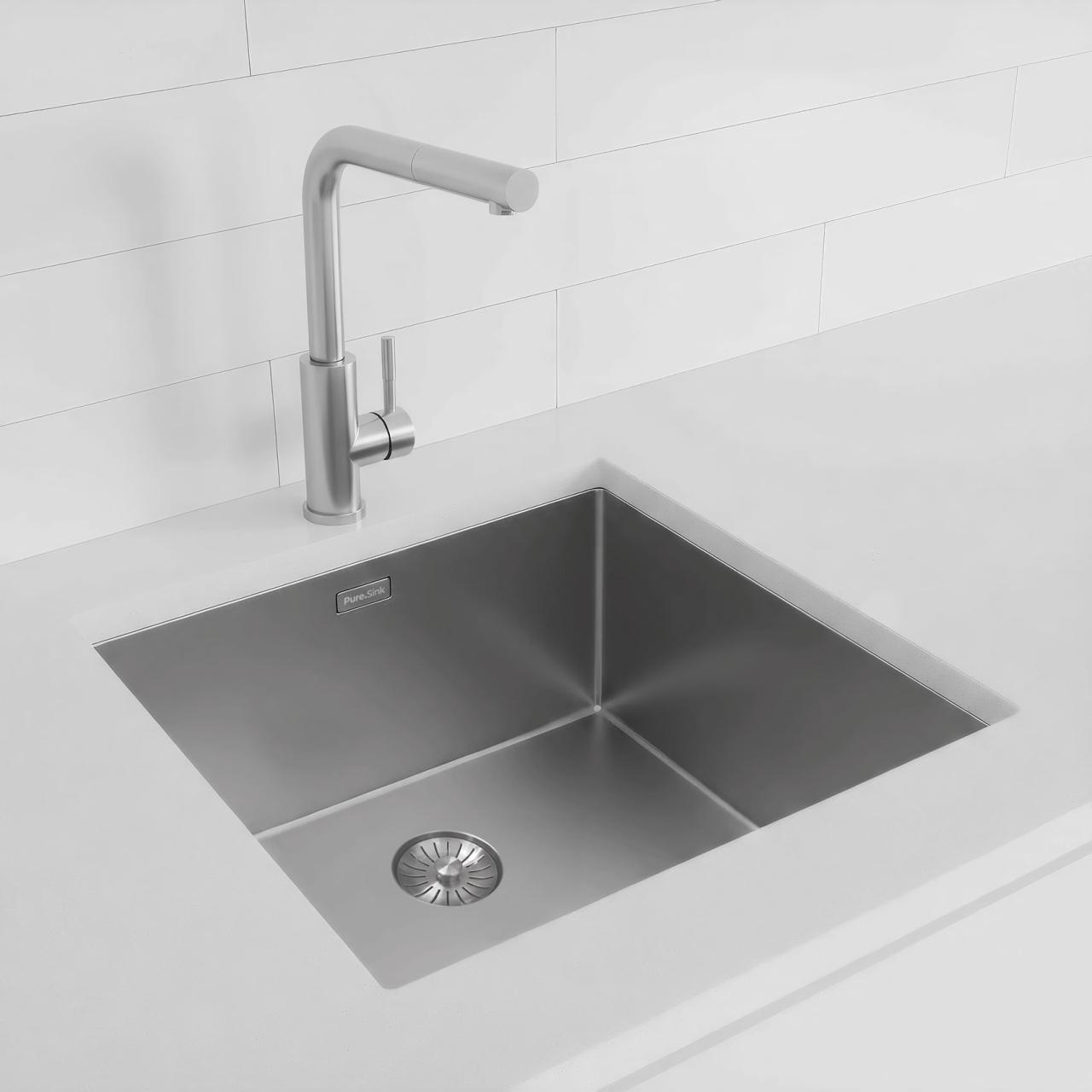 Pure.Sink Comfort Lavatório em aço inoxidável 45 x 40 cm raio de 10 mm para montagem embutida sobre bancada e à face da bancada PCM4540-02
