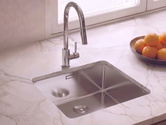 Pure.Sink Comfort RVS spoelbak 49x52 cm Tapwing met kraangatbank PCM4540T-02