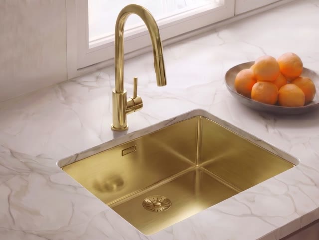 Pure.Sink Comfort Gouden spoelbak 54x52 cm Tapwing met kraangatbank PCM5040T-60