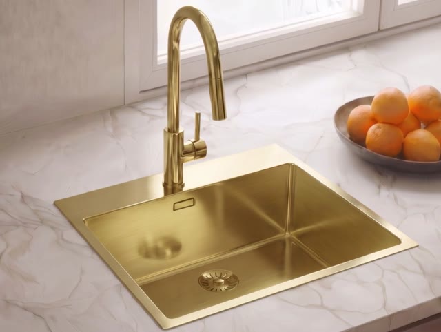 Pure.Sink Comfort Gouden spoelbak 54x52 cm Tapwing met kraangatbank PCM5040T-60