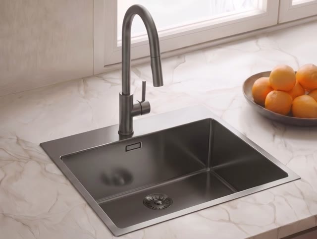 Pure.Sink Comfort Gun Metal spoelbak 54x52 cm Tapwing met kraangatbank PCM5040T-61