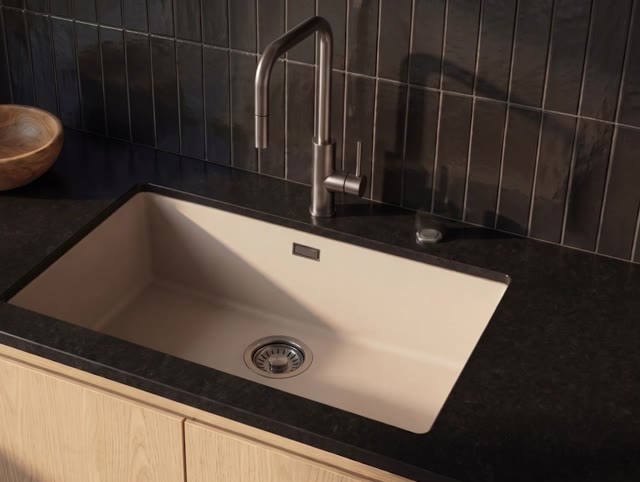 Pure.Sink Eternal Quartz Coffee cream Spoelbak 70x40 cm Vlakinbouw en Onderbouw met Automatische Gun metal plug