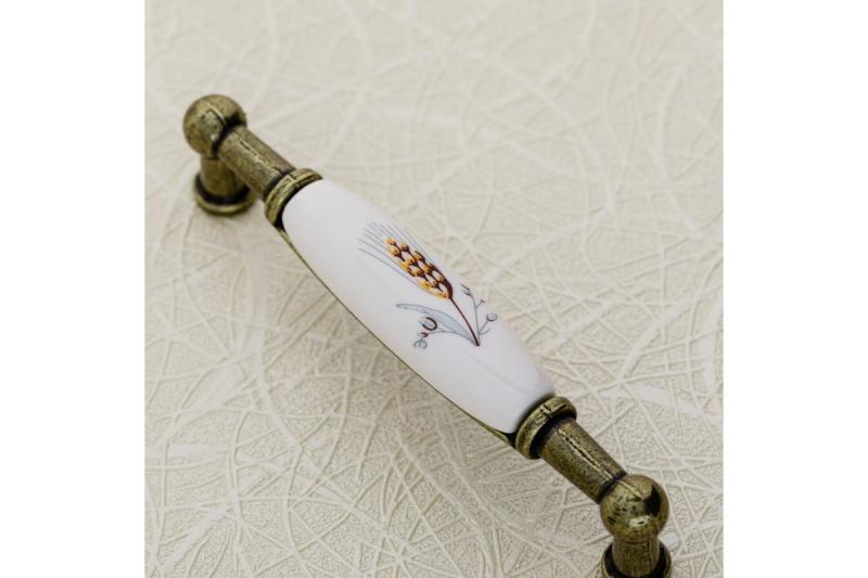 Porseleinen handgreep 728B C=96 mm antiek messing K-wheet 1208965695 - Set van 7
