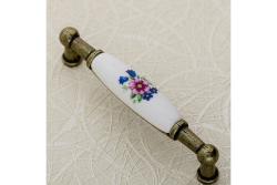 Porcelain handle 728B C=96mm antique brass R-pink flower