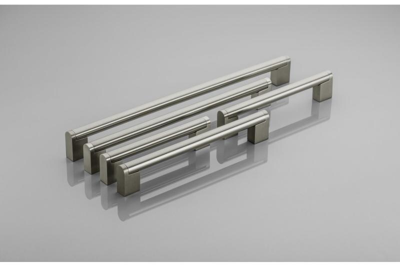 Zamak-handgreep 336 C=192 mm, geborsteld staal 1208965767 - Set van 4