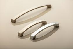 Zamak handle G0, C= 256 mm, chrome