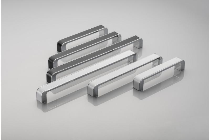 Zamak-handgreep MONA C=256 mm chroom/zwart 1208966133 - Set van 2